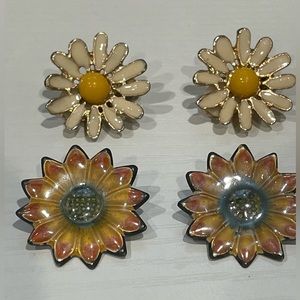 Vintage Flower Power Clip Earrings Daisy Sunflower Fun Hippie